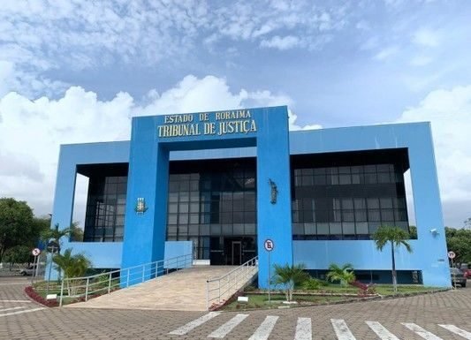 Federação aciona Justiça contra lei sancionada pelo Governo que obriga descontos nas escolas particulares